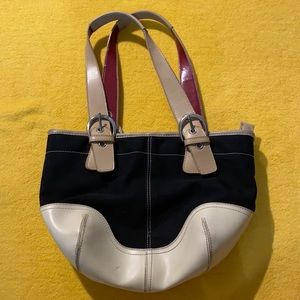 gorgeous vintage authentic coach purse